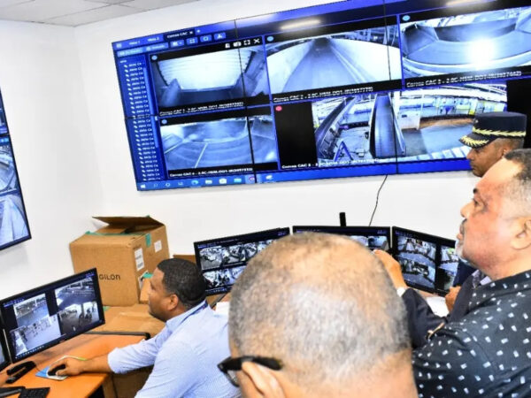 Instalan moderno sistema de vigilancia en AILA