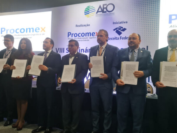 RD firma Acuerdo de Reconocimiento Mutuo con diez países de la región para facilidades aduaneras a los OEA