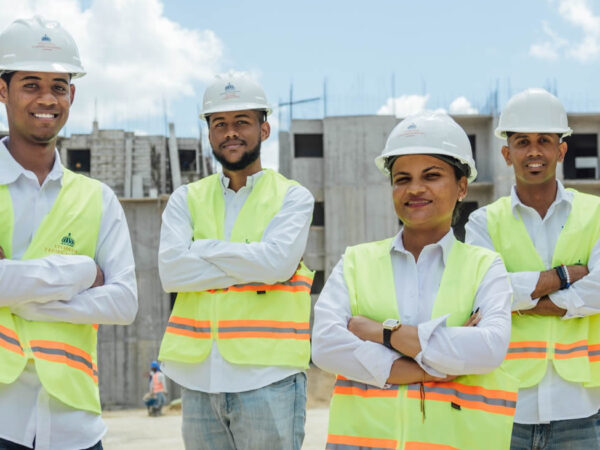 Nuevos profesionales obtienen su primer empleo con “Pasantía Mi Vivienda”