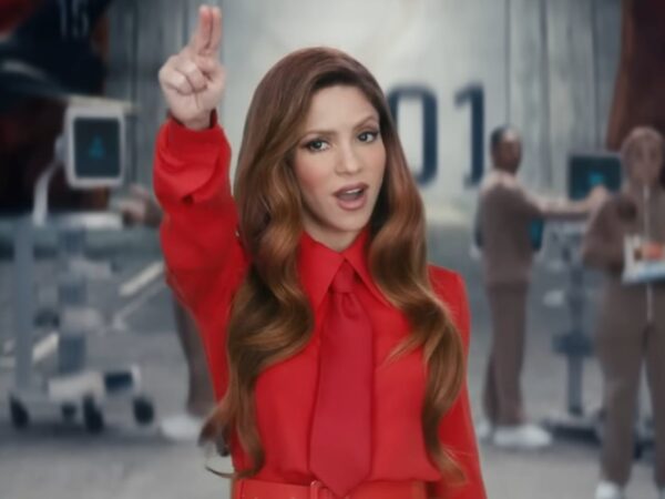 Shakira lanza indirecta a Piqué en tema