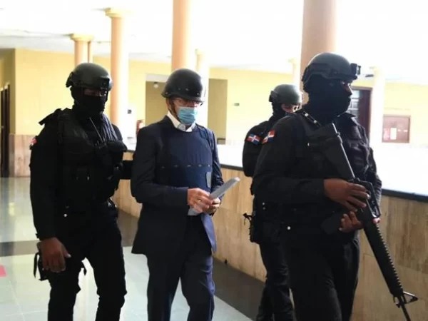 El exdirector del (Fonper) seguira en prisiòn