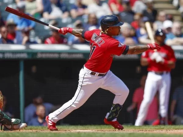 Ramirez sigue encendido y los Guardianes de Cleveland ganan 6-3 a los Atlèticos