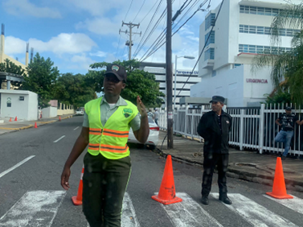 En las primeras horas de la mañana de este miércoles la Policia vigilaba la UASD