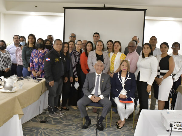 Viceministerio de Gestión Migratoria y Naturalización del MIP capacita a colaboradores en Gestión de Calidad y Antisoborno para un servicio efectivo y apegado a los valores éticos