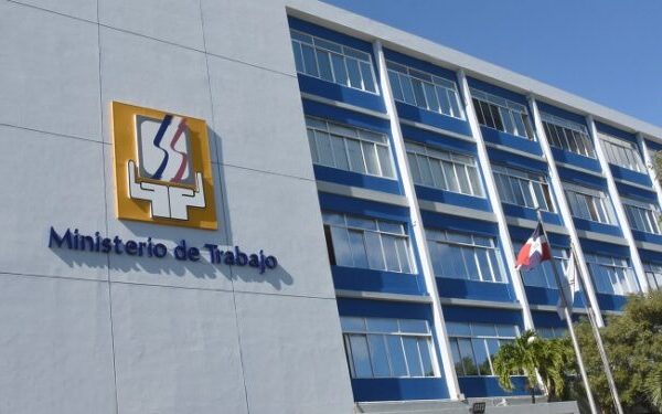 Reiteran mañana jueves es feriado, dia de Corpus Chisti