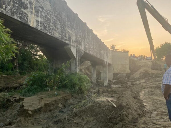 INDRHI inicia reparación de canal Monsieur Bogaert en Los Almácigos