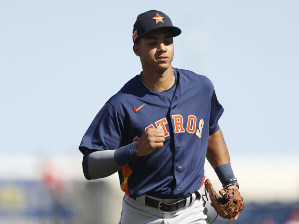 Jeremy Peña aumenta su lucha para el Novato del Año