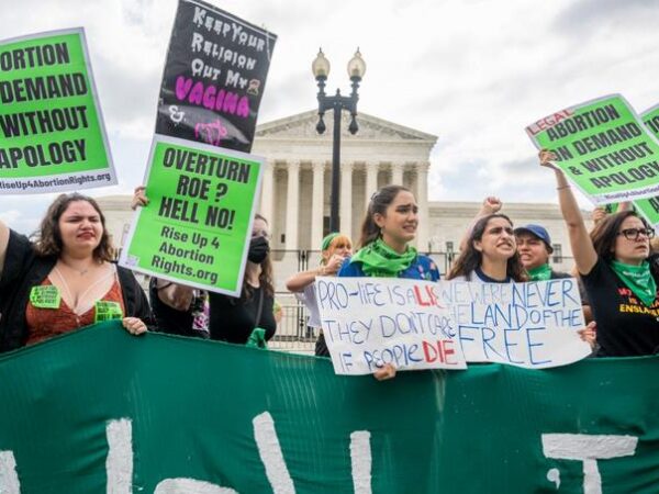 Corte Suprema de Estados Unidos pone fin a derecho aborto en tres estados