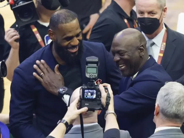 LeBron James quiere ser el dueño de un equipo de la NBA en Las Vegas