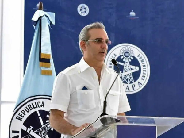 Comunitarios de Boca Chica dicen Gobierno mejora situación del agua potable