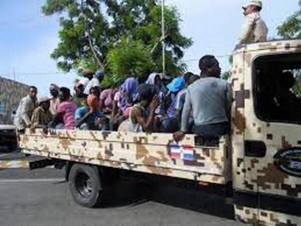 Cerca de 50 mil haitianos deportados a su paìs desde RD, en primer semestre del 2022