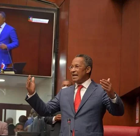 Legislador Dionis Sànchez: en el Senado se necesita "un lìder capaz de escuchar y consultar"