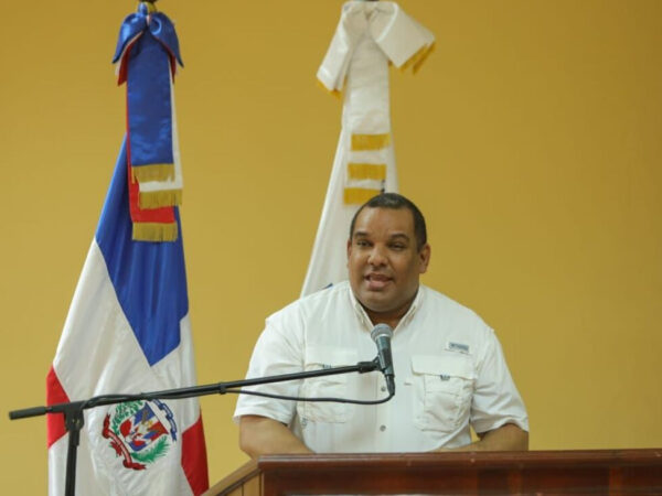 Gobierno construirá diversas obras en la comunidad de Guerra, en Santo Domingo Este