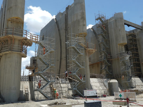 Gobierno verifica avances de la presa Monte Grande