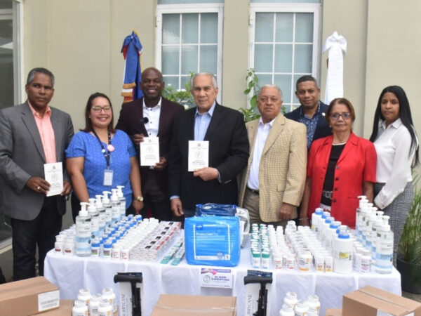 CONAPE recibe RD 1.5 millones en medicamentos de la Fundación El Buen Samaritano 30 de Agosto 2022 | 13:17