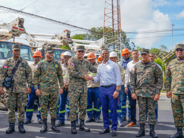 Gobierno inicia trabajos de acondicionamiento del sistema de luminarias en el Campamento Militar 16 de Agosto
