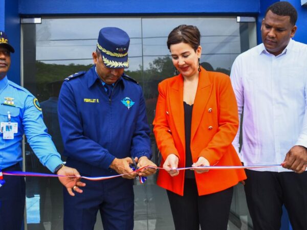 Inauguran en el (AILA) recinto de alojamiento para unidades caninas del (CESAC)