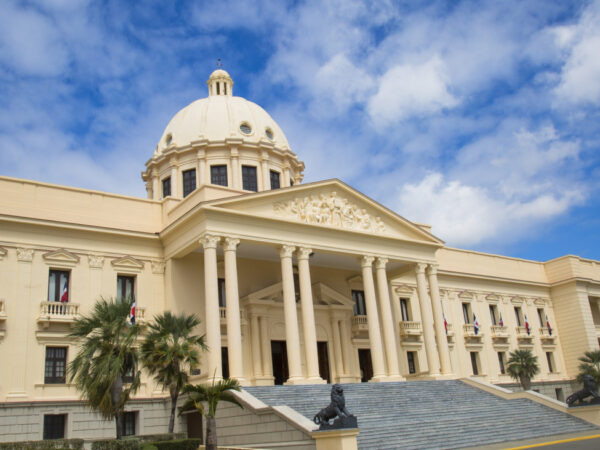 Presidente Abinader designa dos nuevos procuradores adjuntos de la procuradora general de la República