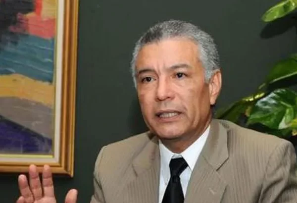 Àngel Lockward, su hijo Ànge George y su firma de abogado son investigados por la (PEPCA))