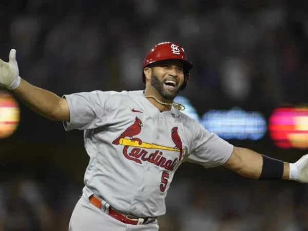 Pujols: de nacer en Cristo Rey convertirse en el cuarto jonroneros de todos los tiempos en las Grandes Ligas