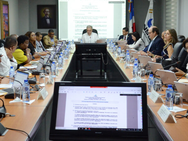 Consejo Nacional de Seguridad Social ratifica autorización de afiliar a niños de orfanatos en Régimen Subsidiado