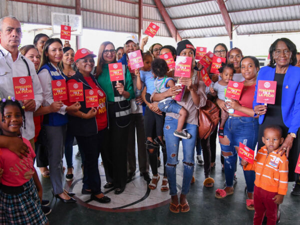 Ministerio de Salud Pública realiza jornada de vacunación para conmemorar “Día Internacional de la Poliomielitis”