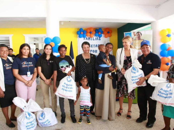 INAIPI recibe donación del Programa Mundial de Alimentos de las Naciones Unidas para familias de infantes afectados por huracán Fiona