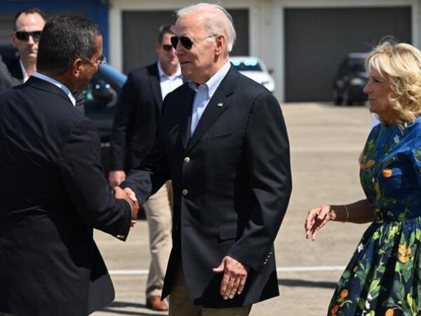 Presidente de EU llega a Puerto Rico para evaluar daños dejados por el huracàn Fiona en la isla