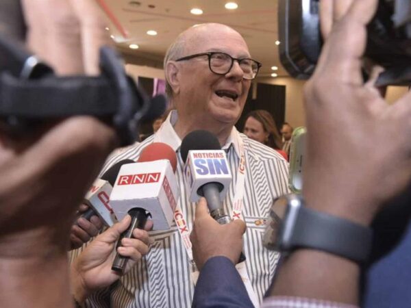 Hipolito Mejia: "si hubiera sido yo hace rato lo habrìa dicho", por què hay que esconderlo al referirse a la reelecciòn del presidente Abinader