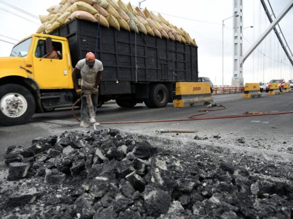 Obras Publicas informa que le dan los toques finales a trabajos de reeconstrucciòn del Puente Juan Pablo Duarte