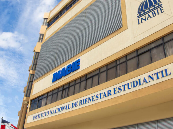 INABIE paga RD 26,133 millones a mipymes y otros proveedores en 2022