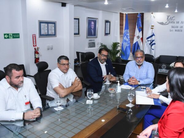 Atravès de la JAC Repùblica Dominicana busca apoyar aerolìneas nacionales en Feria Internacional Fitur 2023