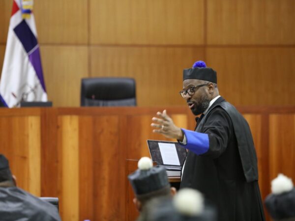 Camacho deplora que algunos tribunales exhiban un" rosario de irracionalidad" en valoraciòn del tiempo de prisiòn preventiva