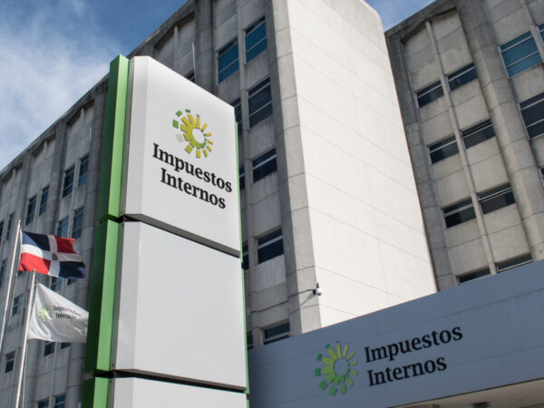 DGII sobrepasa los RD 656,000 millones en el 2022 con recaudación récord