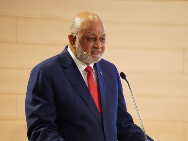 Diputado Julito Fulcar se querella contra expresidente de la Càmara de Cuentas por difamaciòn contra Roberto Fulcar