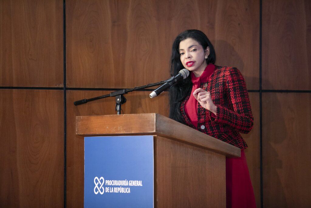 Yeni Berenice Reynoso dice Juez tambièn tiene sospecha de fugo de Jean Alain Rodrìguez