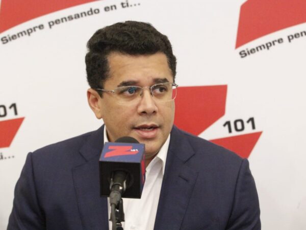 Ministro de Turismo David Collado viaja a España para participar en Feria Fitur 2023