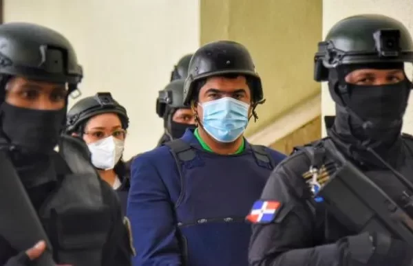 Piden de 5 a 12 años de prisiòn contra ex-administrador de la Loterìa Nacional, Luis Dicent y otros implicados