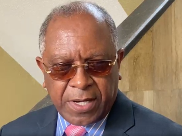 Abogado Càndido Simòn dice caso" Calamar" puede terminal en algo mal