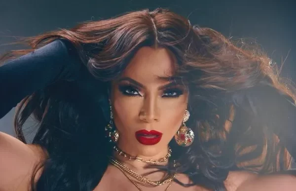 Instagram suspende cuenta a exponente urbana La Materialista