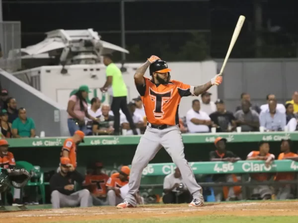 Toros acuerdan con Gustavo Núñez, Ronny Rodríguez, Wirfin Obispo y Pablo Reyes