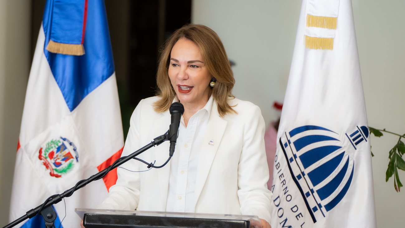 Ministerio de Cultura relanza Premio Internacional Pedro Henríquez Ureña