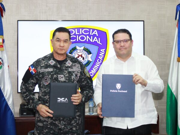 Aduanas y Policìa Nacional firman acuerdo de cooperaciòn interinstitucional