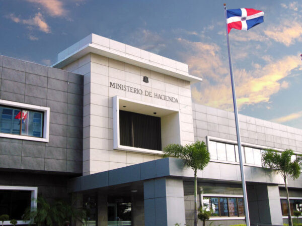 Ministerio de Hacienda resalta manejo prudente de las finanzas públicas durante el primer trimestre 2023
