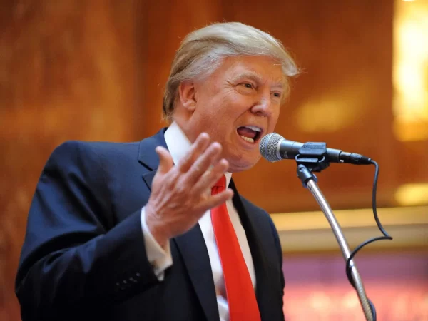 Juez vuelve a rechazar este lunes la peticiòn de aplazamiento solicitado por defenesa de Donald Trump