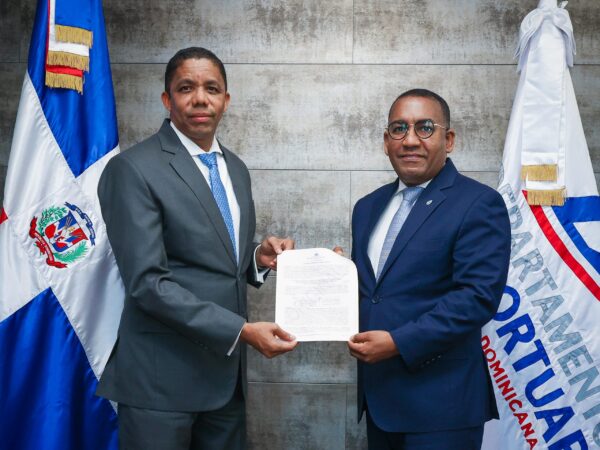 DA recibe licencia de Ministerio de Medio Ambiente para construcciòn aeropuerto de Pedernales