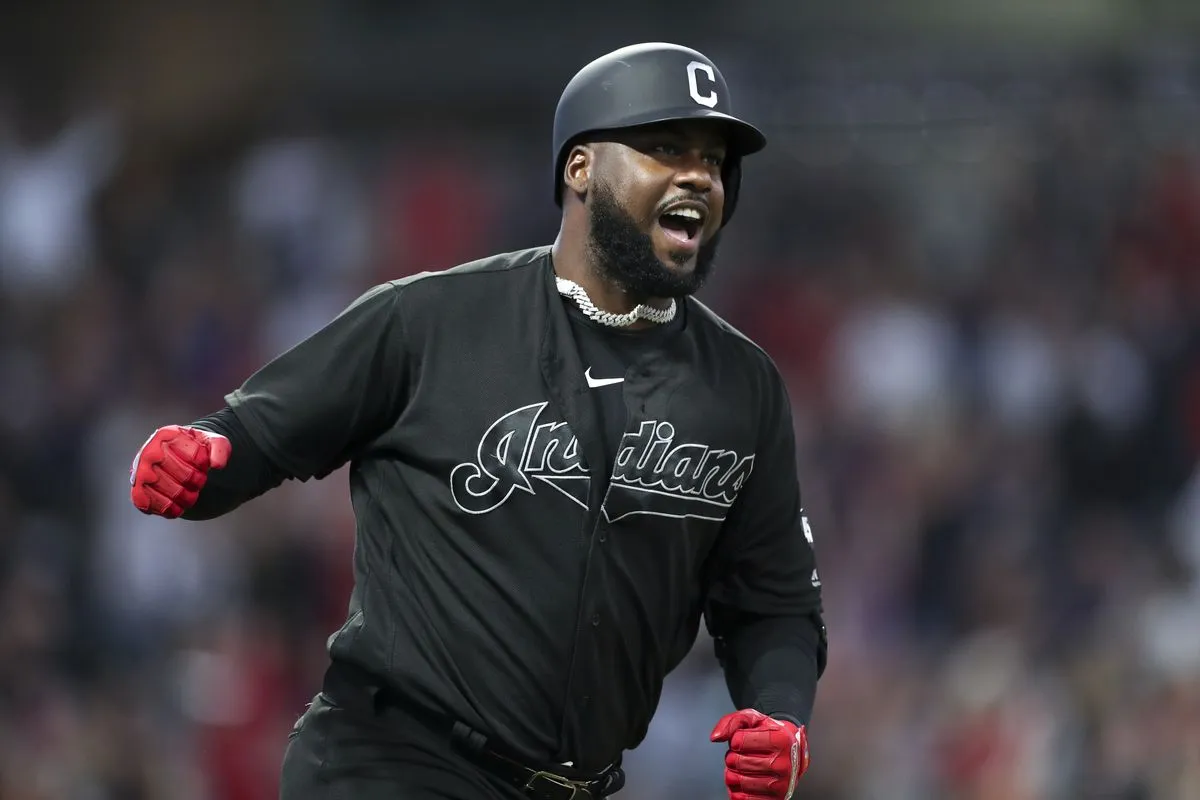 Franmil Reyes llega a Nacionales con un pacto de liga menor