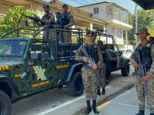 Ante supuesto llamado a huelga autoridades militarizan Navarrete