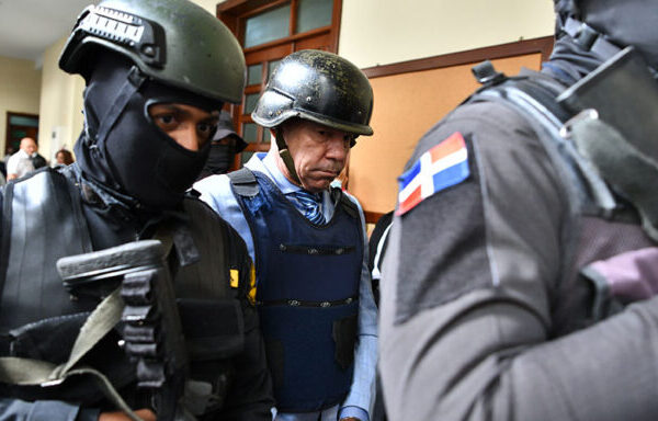 Envìan a juicio de fondo a expresidente de la DNCD, Fèlix Alburquerque Comprès