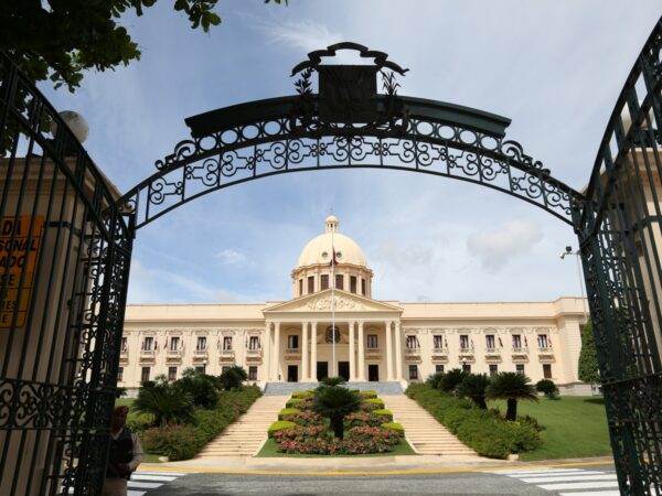 Presidente Abinader emite nuevos decretos este mediodìa